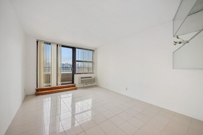 Building Photo - 7000 John F. Kennedy Blvd