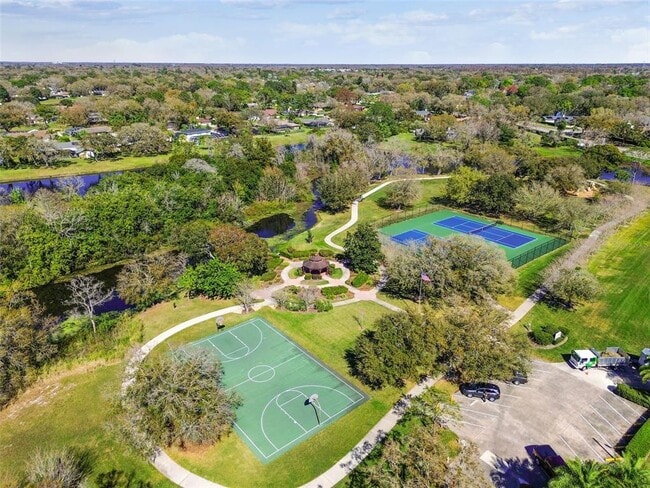 Building Photo - 13920 Clubhouse Dr