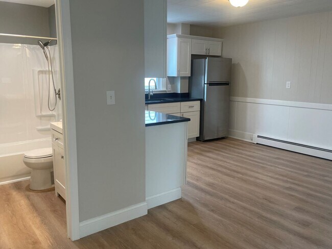 Building Photo - 38 Graham St