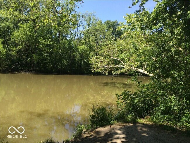 Building Photo - 15495 Martha St