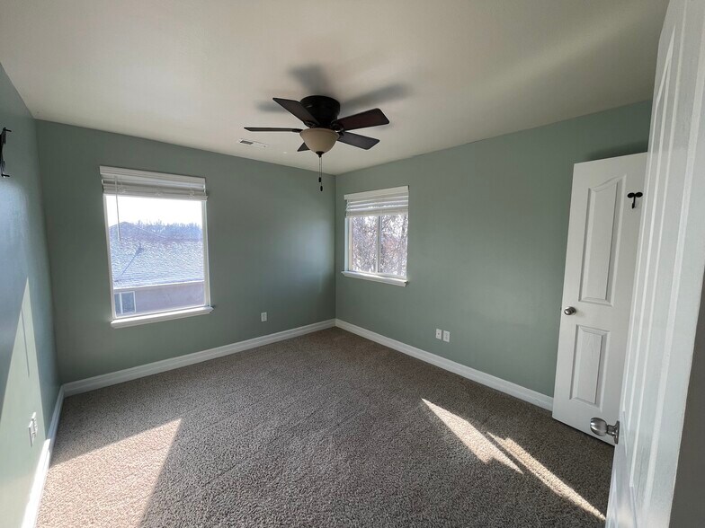 Spare bedroom - 706 S 600 E