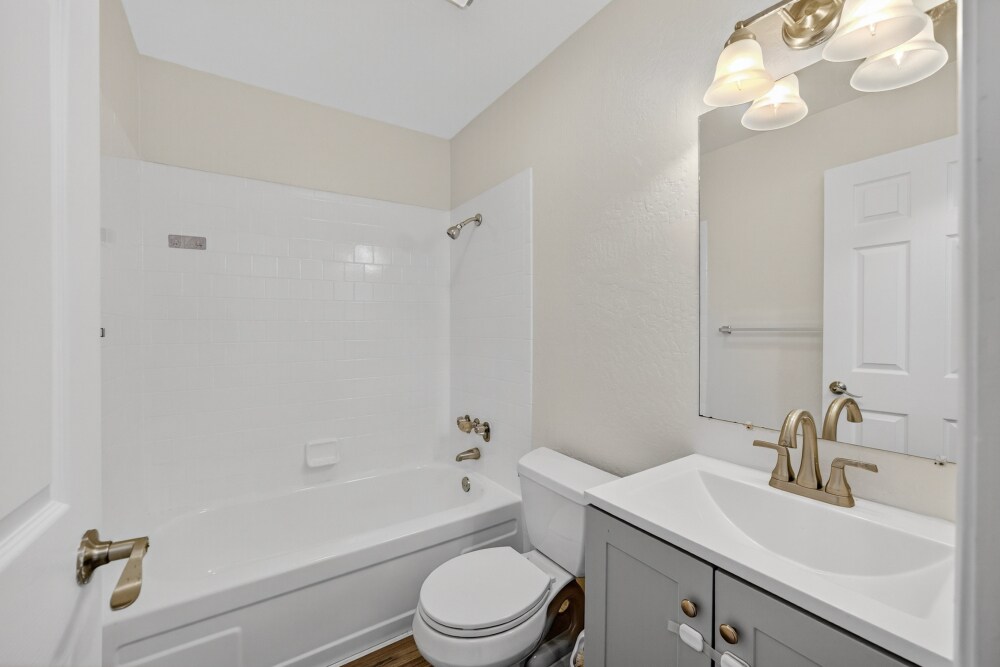 Building Photo - 81 La Fresa Ct