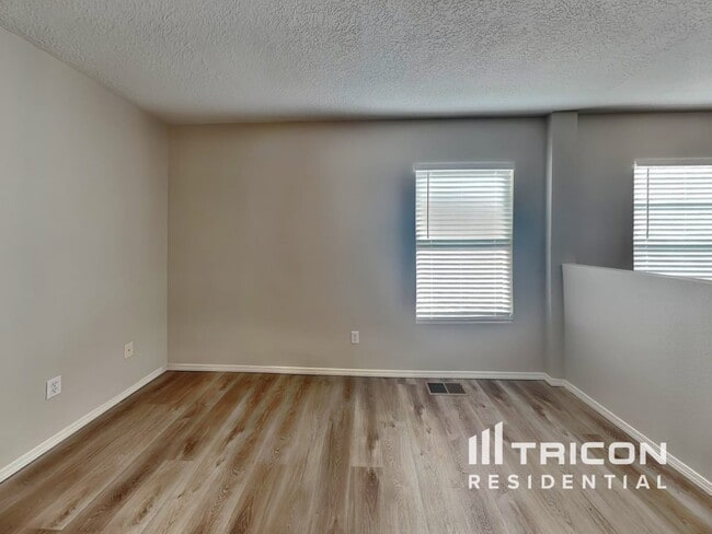 Building Photo - 4244 Altura Mesa Ln NE