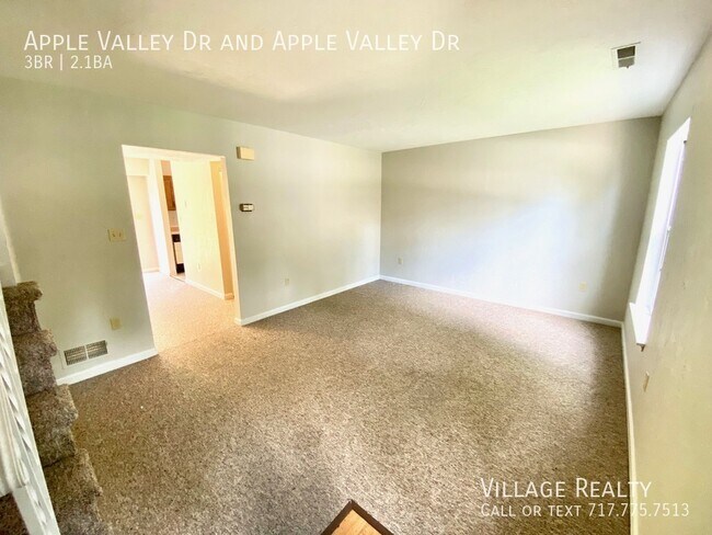 Building Photo - 818 Apple Valley Dr