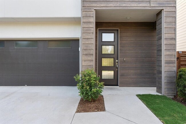 Building Photo - 7919 Yellow Thistle Trail