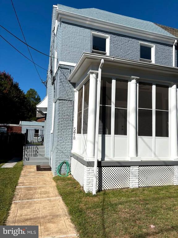 Building Photo - 5418 13th St NW