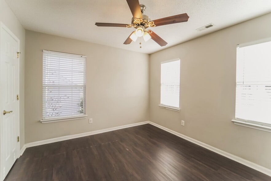 Building Photo - 8502 Conner Ridge Ln