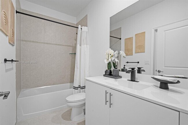 Building Photo - 9941 SW 231st Ln