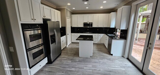 Building Photo - 4S RANCH - SAN DIEGO - Nice 4 Bedroom / 3 ...
