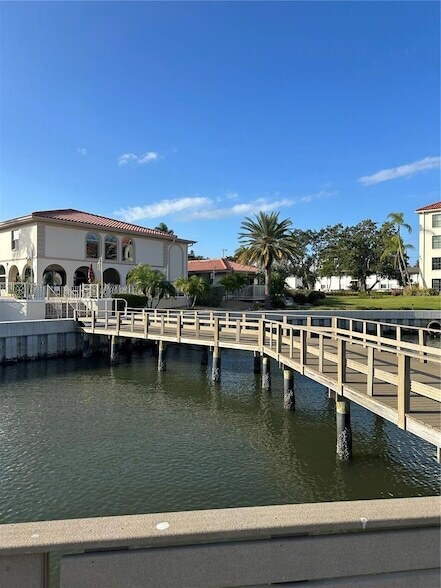 Building Photo - 19029 US Hwy 19 N