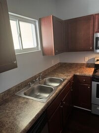 Building Photo - 1846 Belle Vue Way