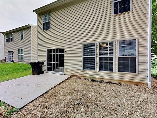 Building Photo - 1621 Heyford Cir NW