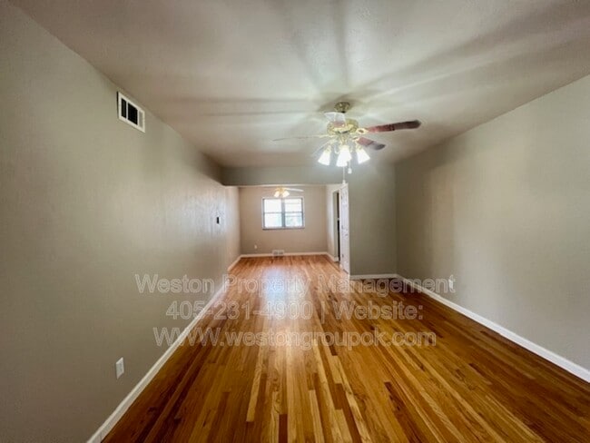 Building Photo - 3912 NW 56th St