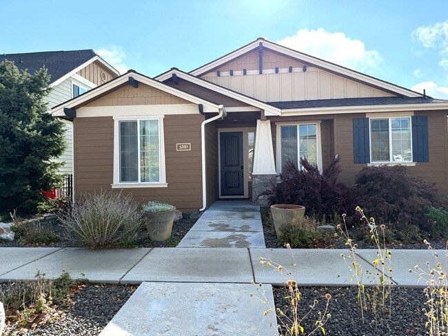 Primary Photo - Beautiful Home in Avimor!