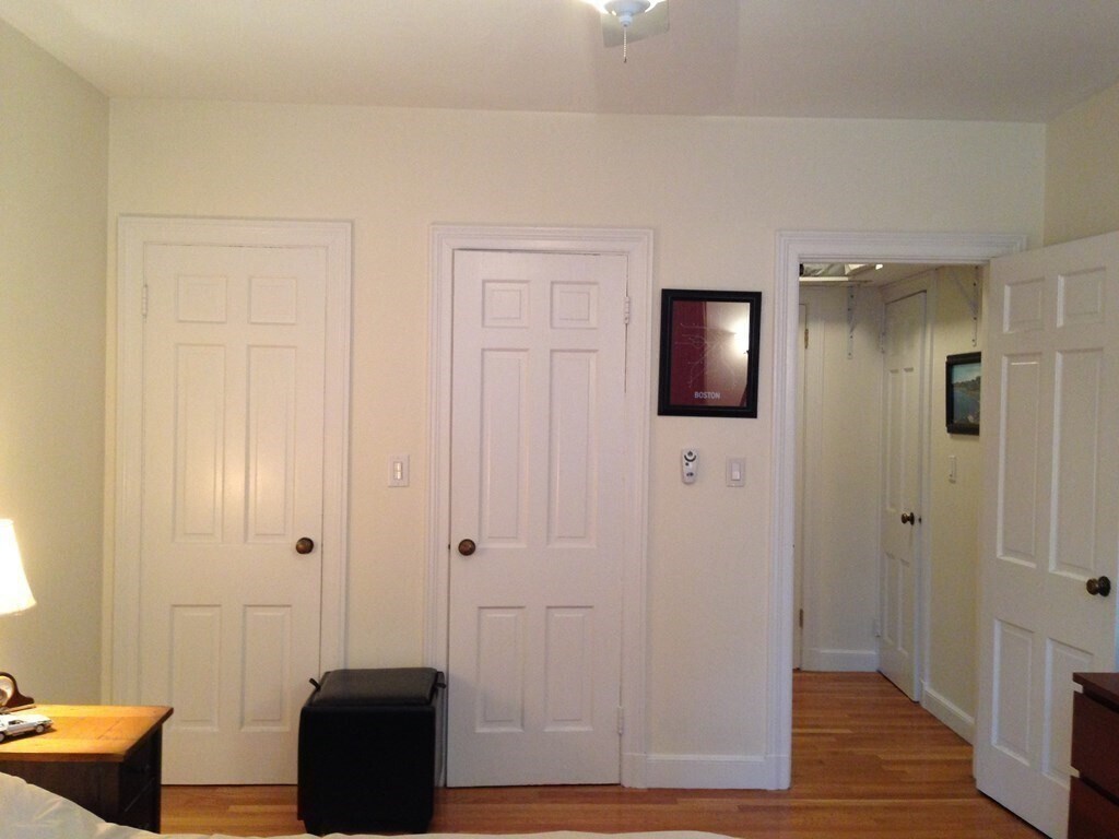 Building Photo - 256 Beacon St