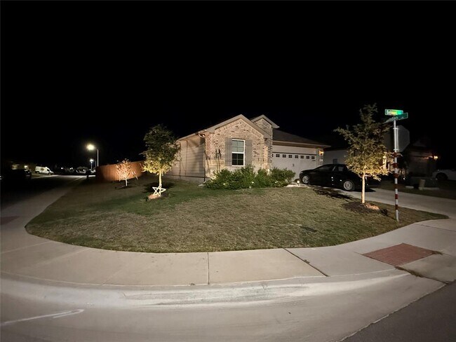 Primary Photo - 300 Belmont Pl