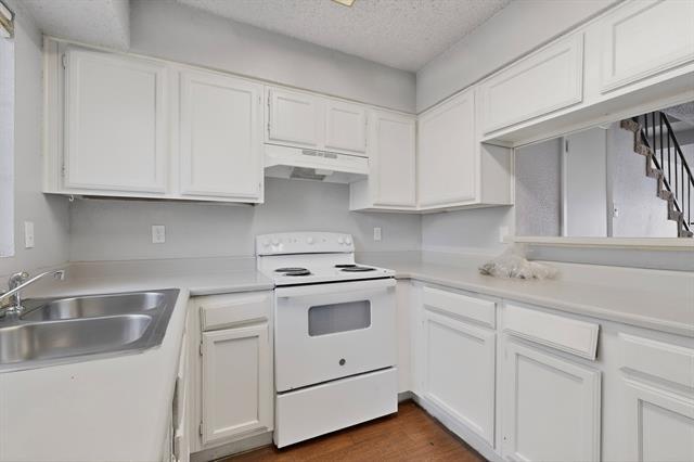 Building Photo - 9467 Olde Towne Row