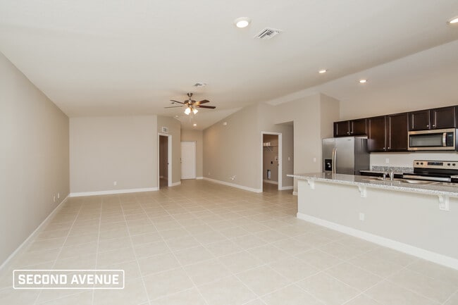 Building Photo - 589 Lambright St SW