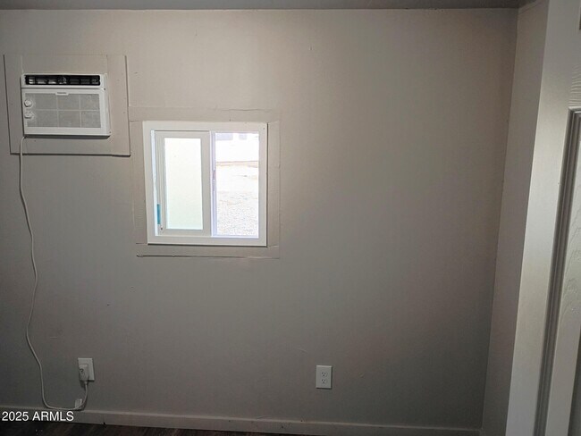 Building Photo - 21030 N 24th Ave