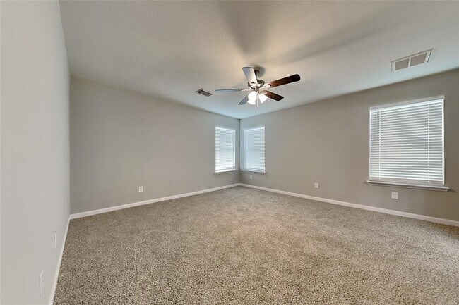 Building Photo - 15819 Kings Cypress Ln