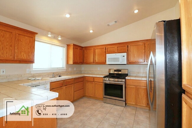 Building Photo - 2603 Lynaco Ct