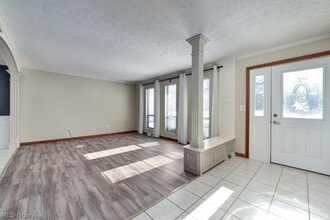 Building Photo - 13286 Boston Rd