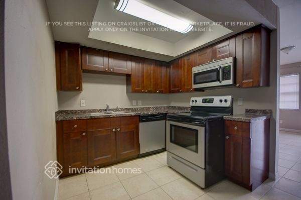 Building Photo - 4341 63rd Way N