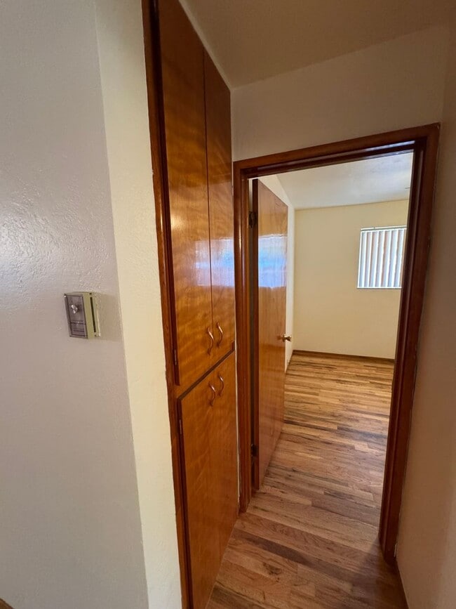 Building Photo - Tamarack 1100/1102