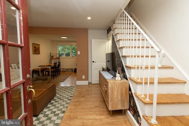 Building Photo - 3429 Osmond St