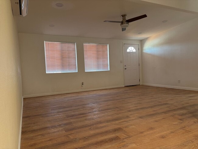 Building Photo - Beautiful 3 Bedroom/2 Bathroom Home for Rent/ $1800 Rent & $1800 Security Deposit