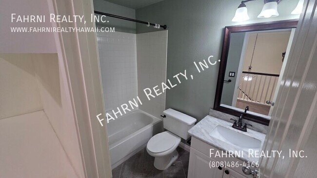 Building Photo - 91-1161 Keoneula Blvd-#Q2