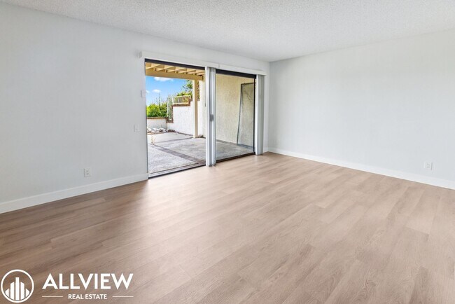 Building Photo - Recently Renovated Two-Story Home in Jasmi...