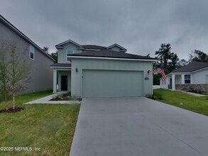 Building Photo - 14865 Praline Ct
