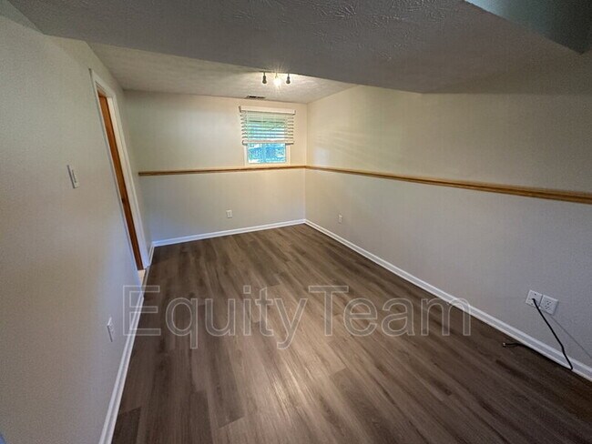 Building Photo - 4548 Forest Haven Ln