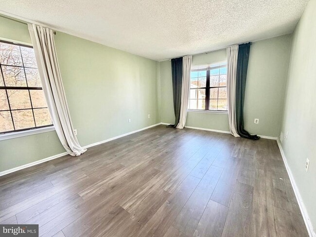 Building Photo - 21 Joyner Ct