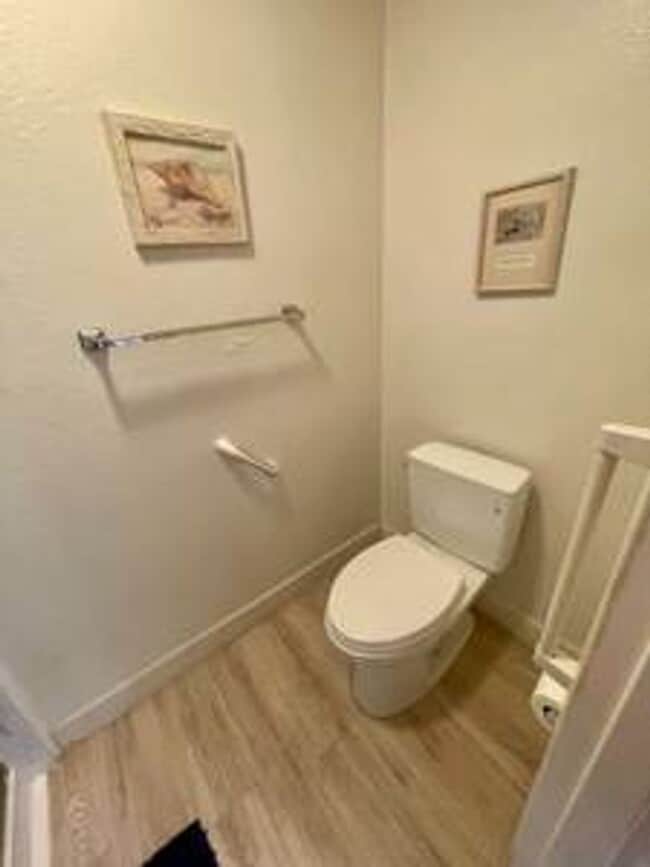 Building Photo - 6 MONTHS SHORT TERM RENTAL FURNISHED CONDO AVAILABLE