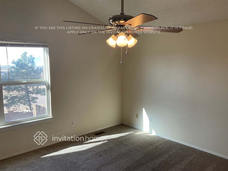 Building Photo - 3455 Birnamwood Dr