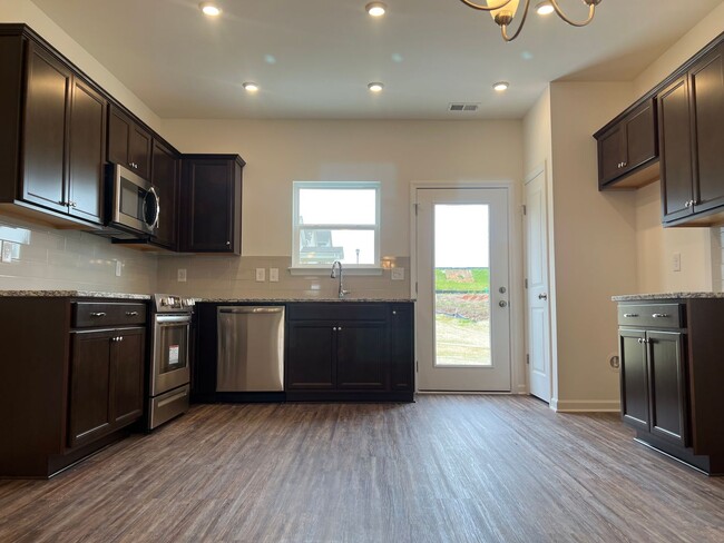 Building Photo - McKeesport Subdivision - Shelbyville