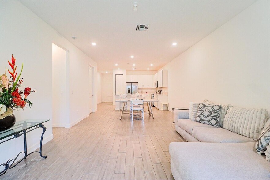 Building Photo - 14518 Crawford Brook Ln