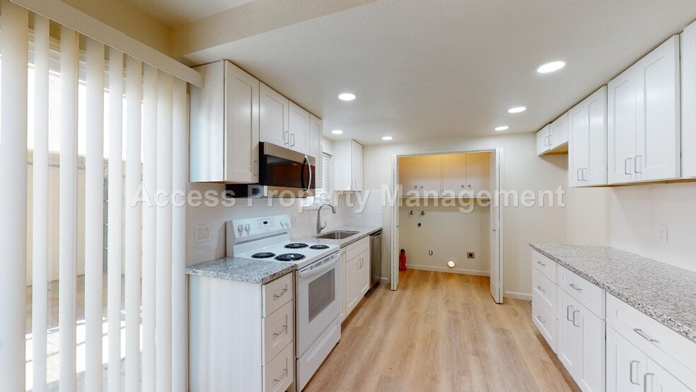 Building Photo - 237 Starr Ave
