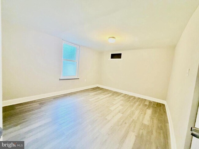 Building Photo - 4120 14th St NW