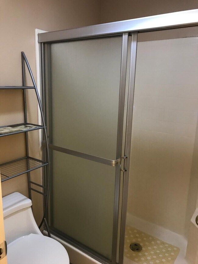 Building Photo - 24105 Del Monte Dr.