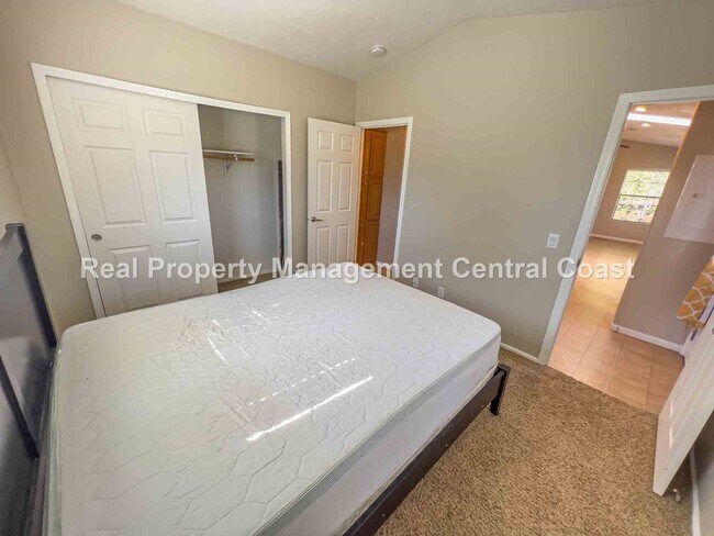 Building Photo - 9393 Eagle Vista Way