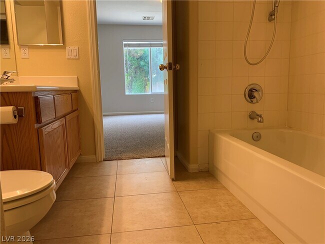 Building Photo - 294 Powerbilt Ave