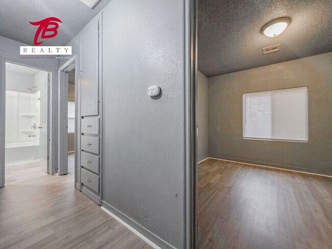 Building Photo - Charming 3 Bed home for lease!