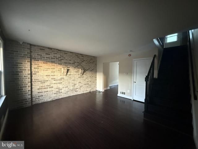 Building Photo - 2136 Redthorn Rd