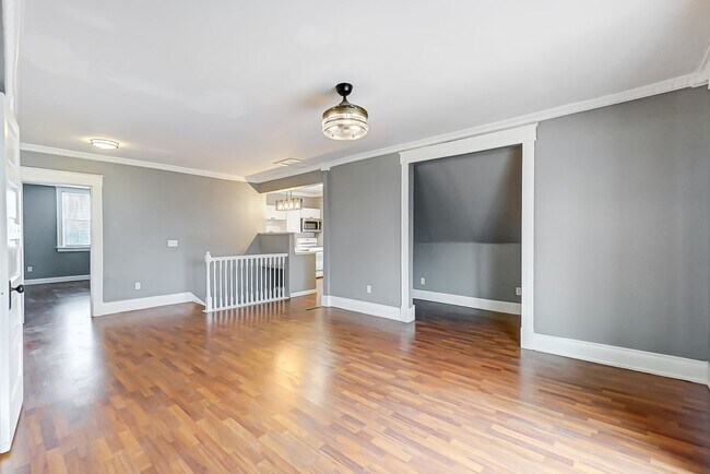 Building Photo - 1706 Sherman Ave