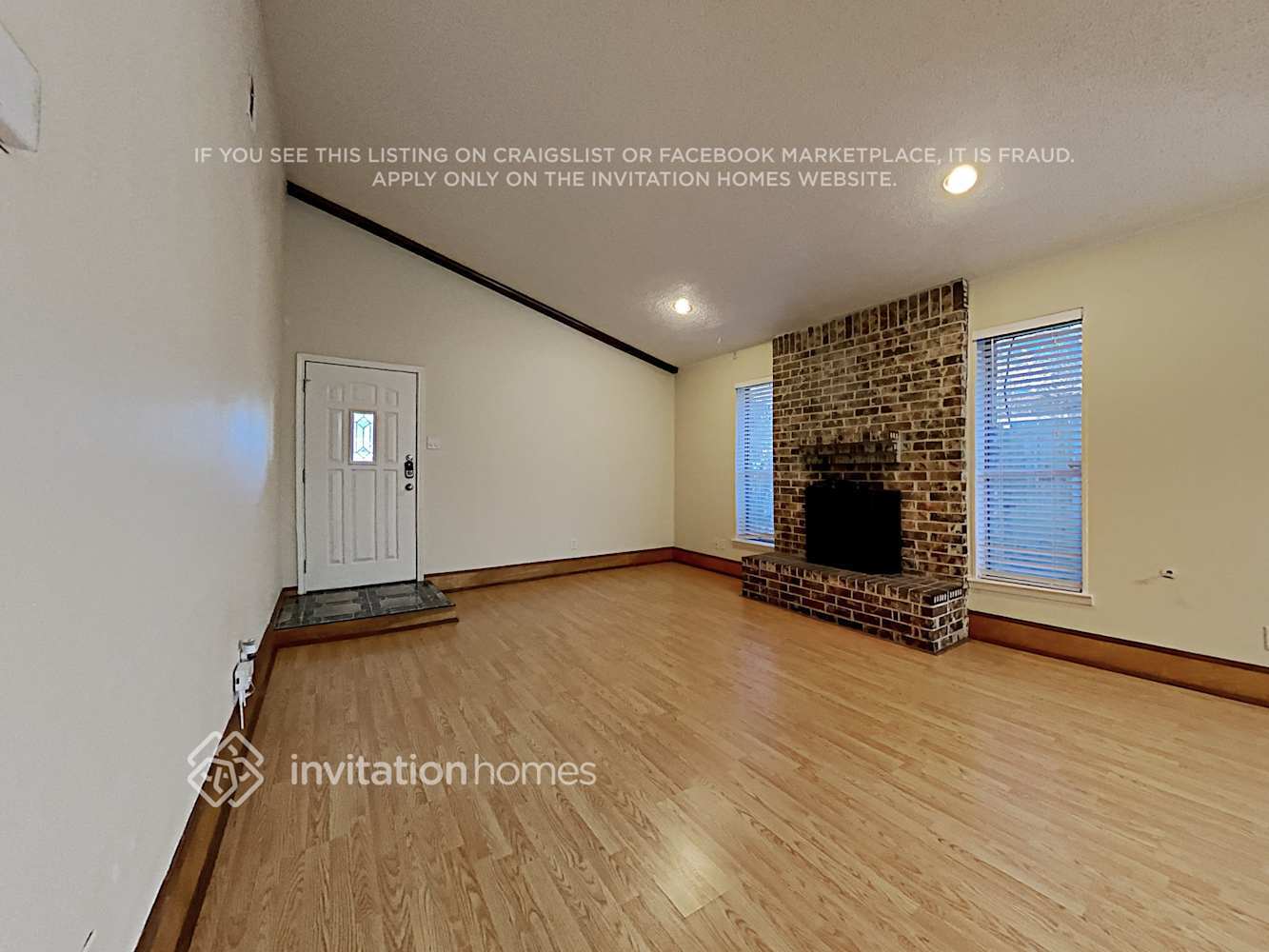 Building Photo - 2138 Wood River Rd
