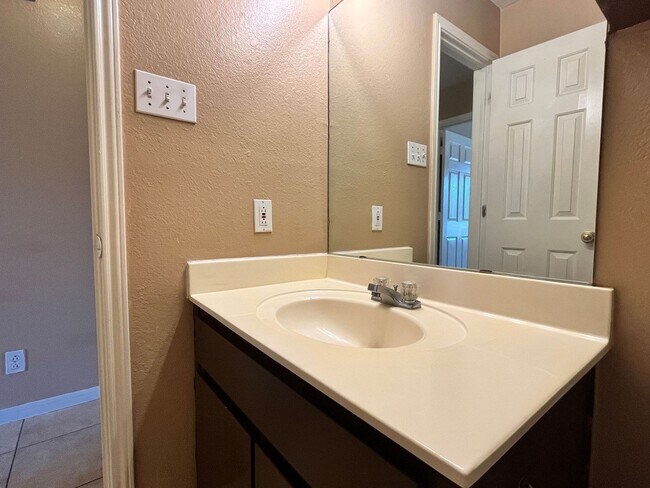 Building Photo - SECTION 8/HUD ACCEPTED - COMING SOON!