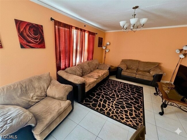 Building Photo - 156 SW 47th Terrace